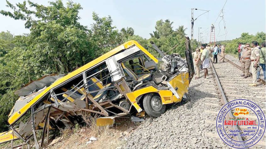 Rail-Accident-001